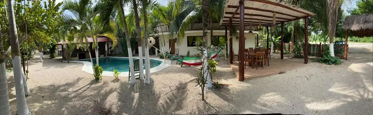 Hotel Boutique Bahia Azul Bacalar 0*,  Messico